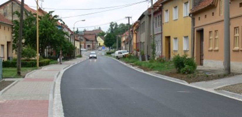 nová silnice ve Vlcnove nová silnice ve Vlcnove